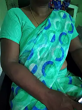 Snapshot of Tamilselviroja- chatting on 05.06.26 Tamilselviroja- online show from 05.06.26