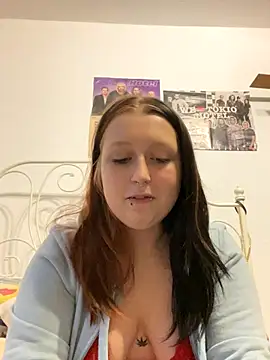 SweetieLina online show from 10.05.25