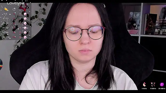 power robynn online show from 10.10.25