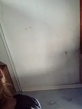 Queen2454 online show from 04.01.26