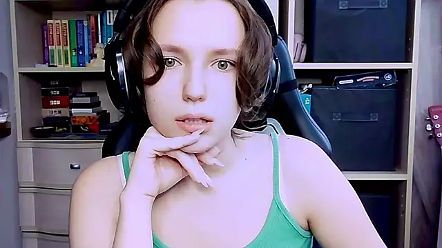 Diana-back online show from 10.11.25