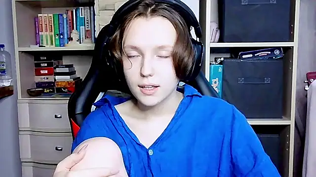 Diana-back online show from 10.12.25