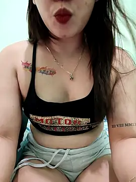 Snapshot of Seductive_ann chatting on 04.21.26 Seductive ann online show from 04.21.26