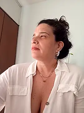 MoritaSalvaj online show from 10.04.25