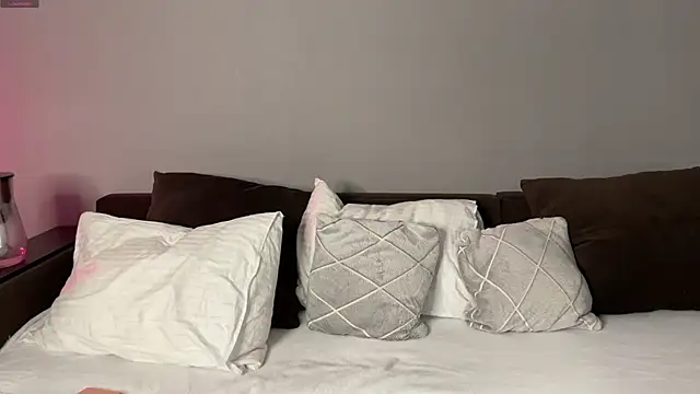 petalpage online show from 11.10.25