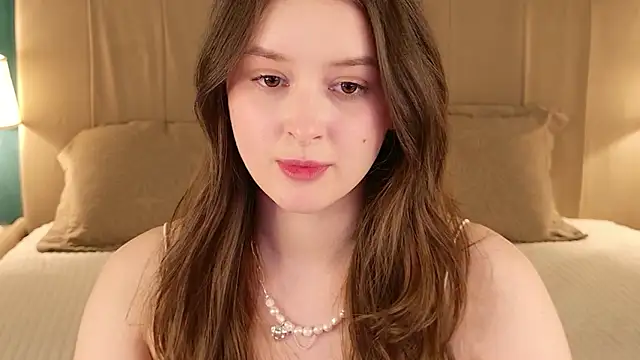 Snapshot of EvaSwen chatting on 04.30.26 EvaSwen online show from 04.30.26