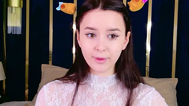 Snapshot of EvaSwen chatting on 05.27.26 EvaSwen online show from 05.27.26