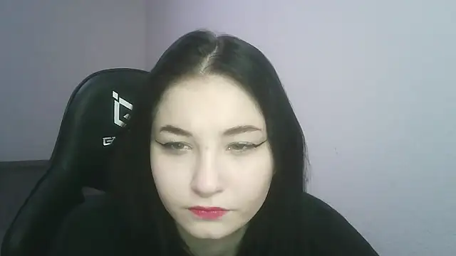 Snapshot of meow_woem chatting on 11.03.25 meow woem online show from 11.03.25
