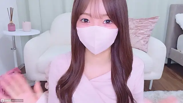 Snapshot of Seira__nn chatting on 04.25.26 Seira nn online show from 04.25.26