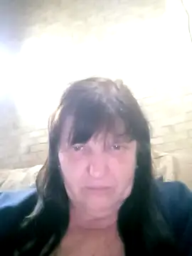 Snapshot of Apeesynka55211 chatting on 04.17.26 Apeesynka55211 online show from 04.17.26