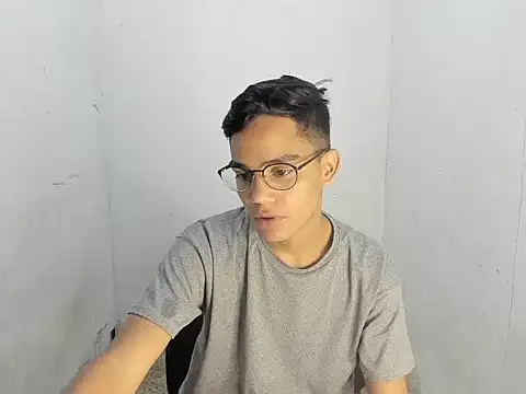 Deivi colins 23 online show from 10.20.25