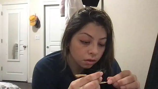 Snapshot of bunnygorl12 chatting on 03.07.26 bunnygorl12 online show from 03.07.26