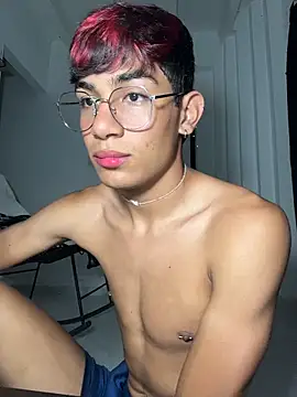 Snapshot of cherub_ chatting on 02.15.26 cherub online show from 02.15.26