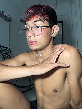 Snapshot of cherub_ chatting on 02.19.26 cherub online show from 02.19.26