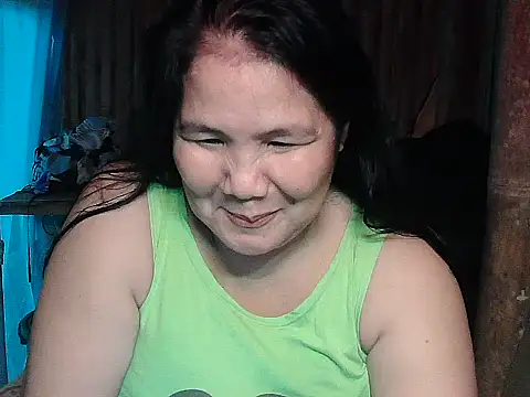 Snapshot of milagrose_rose chatting on 05.12.26 milagrose rose online show from 05.12.26