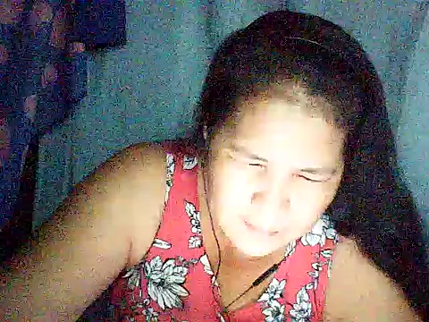 Snapshot of milagrose_rose chatting on 06.13.26 milagrose rose online show from 06.13.26