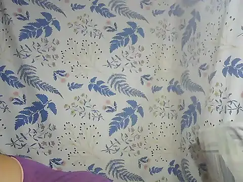 Snapshot of joy_cute chatting on 10.06.25 joy cute online show from 10.06.25