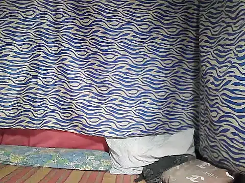 Snapshot of joy_cute chatting on 10.22.25 joy cute online show from 10.22.25