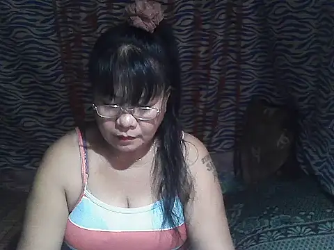 Snapshot of joy_cute chatting on 02.14.26 joy cute online show from 02.14.26