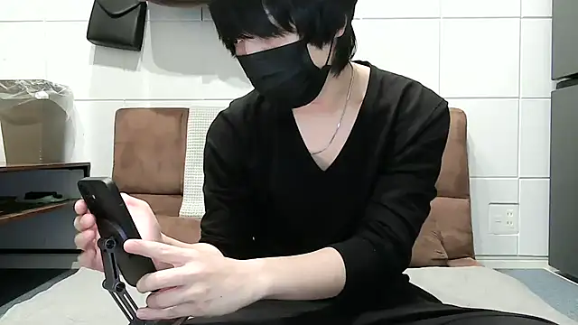 Snapshot of mikan_kun_st chatting on 11.14.25 mikan kun st online show from 11.14.25