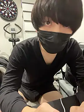 Snapshot of mikan_kun_st chatting on 12.19.25 mikan kun st online show from 12.19.25