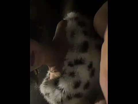 xiaowan x online show from 11.25.25