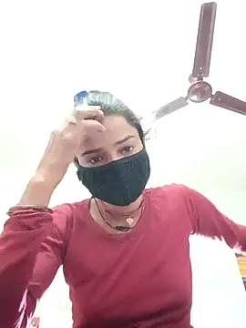 Snapshot of Hotty_ruvi chatting on 10.01.25 Hotty ruvi online show from 10.01.25