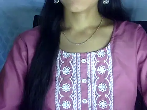 Snapshot of Shazi_1 chatting on 04.26.26 Shazi 1 online show from 04.26.26