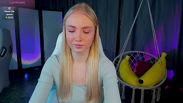 Snapshot of TessaGrays chatting on 02.01.26 TessaGrays online show from 02.01.26