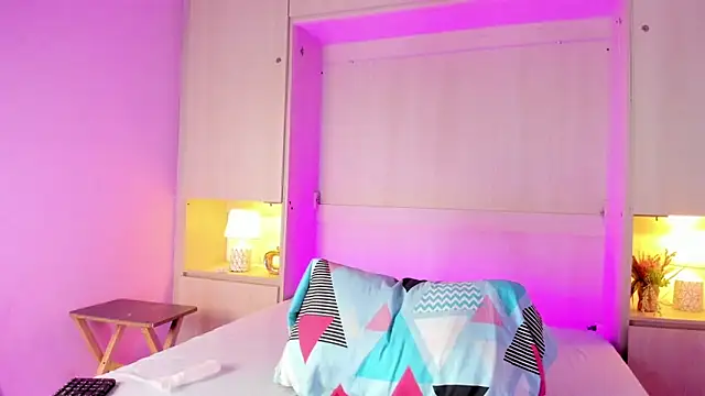 ChloeWiillow online show from 11.06.25