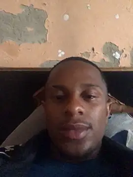 Snapshot of Awelarn chatting on 09.29.25 Awelarn online show from 09.29.25