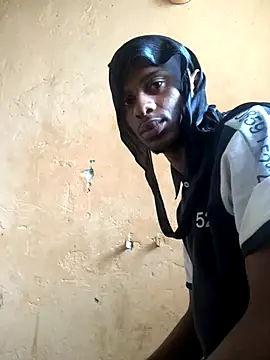 Snapshot of Awelarn chatting on 10.17.25 Awelarn online show from 10.17.25