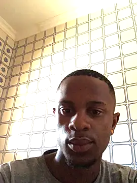 Snapshot of Awelarn chatting on 10.26.25 Awelarn online show from 10.26.25