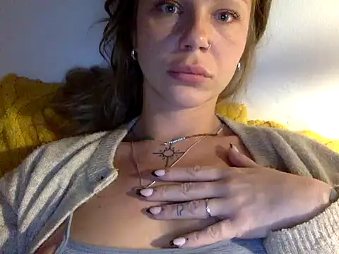 MiraLuna online show from 10.09.25