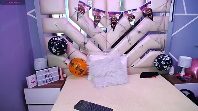 Jazmin ny online show from 10.17.25