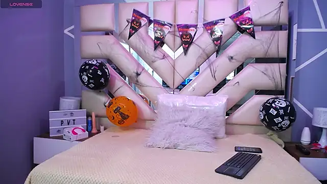 Jazmin ny online show from 10.18.25