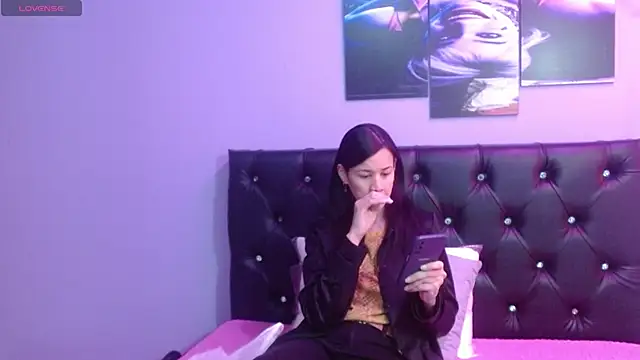 Jazmin ny online show from 10.25.25