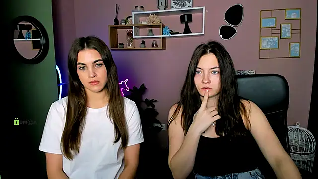 Snapshot of lina_fox12 chatting on 03.20.26 lina fox12 online show from 03.20.26