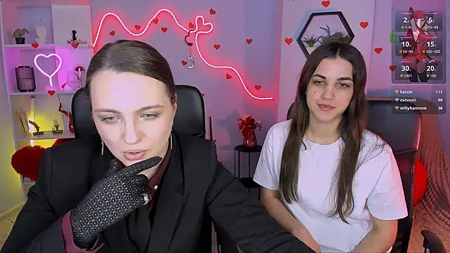 Snapshot of lina_fox12 chatting on 04.17.26 lina fox12 online show from 04.17.26