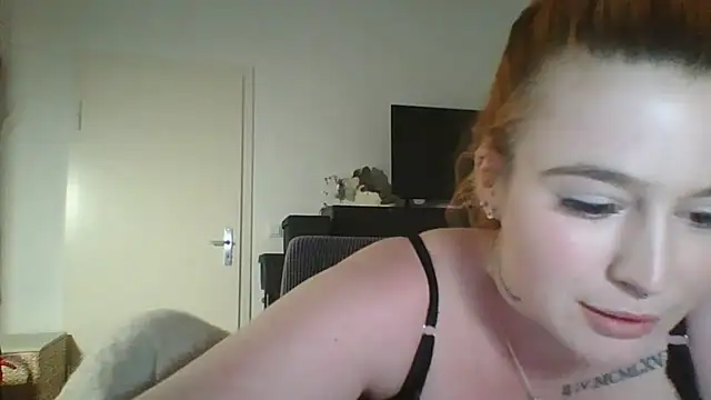 sexycurvy- online show from 11.25.25