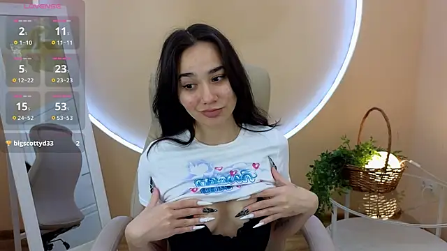Snapshot of Lunel_kitten chatting on 10.15.25 Lunel kitten online show from 10.15.25