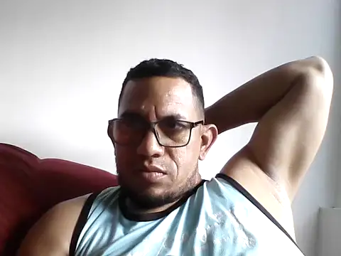 Snapshot of fayola20 chatting on 04.19.26 fayola20 online show from 04.19.26