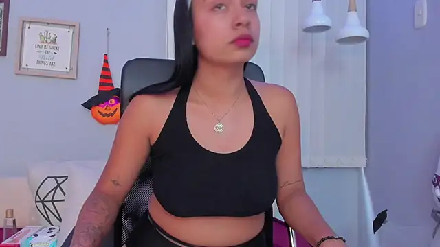 Lilo Rose online show from 10.17.25