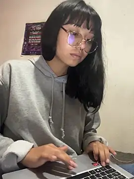 comepitoossss online show from 10.12.25