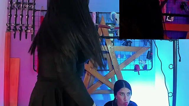 Snapshot of Black_rose_bdsm chatting on 10.20.25 Black rose bdsm online show from 10.20.25