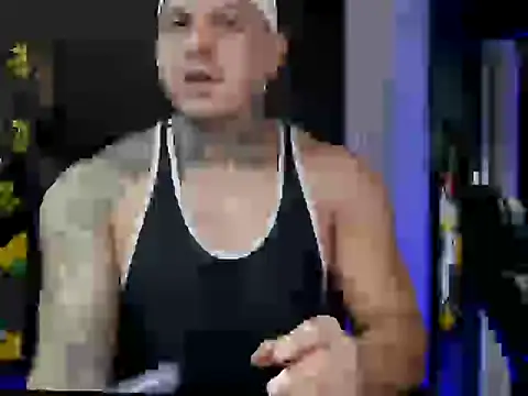 Snapshot of MAXIMO_VEGA chatting on 10.14.25 MAXIMO VEGA online show from 10.14.25