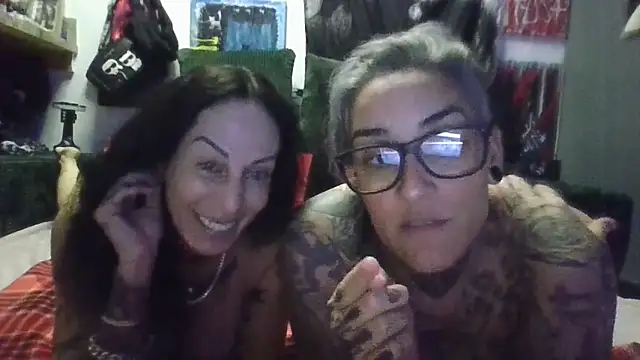 inkdhollow1 online show from 06.22.26