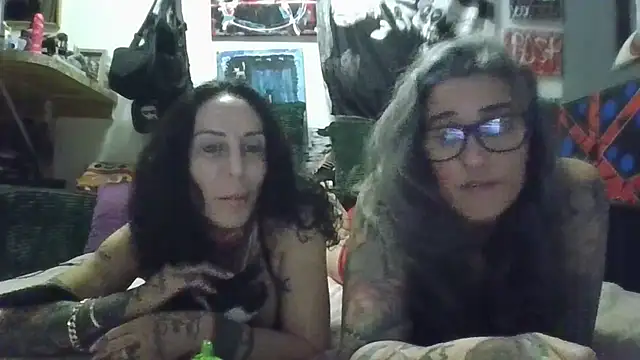 inkdhollow1 online show from 08.09.26