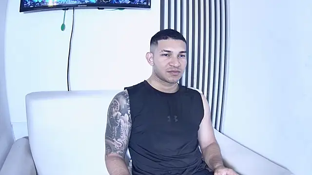 Snapshot of venedic_bull chatting on 12.01.25 venedic bull online show from 12.01.25