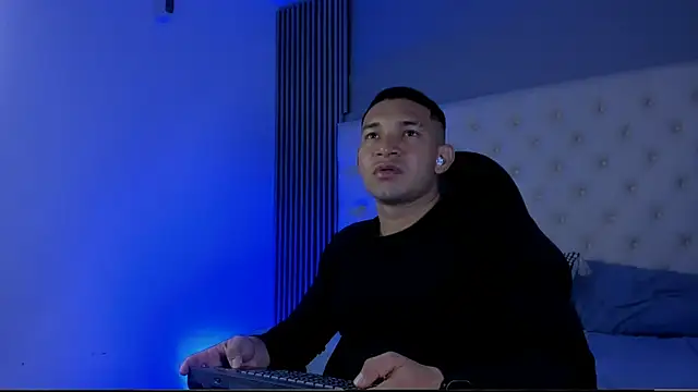 Snapshot of venedic_bull chatting on 01.13.26 venedic bull online show from 01.13.26